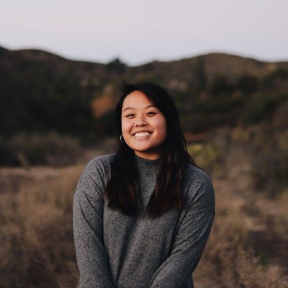 Meet your Posher, Alyssa - Picture 1 of 1